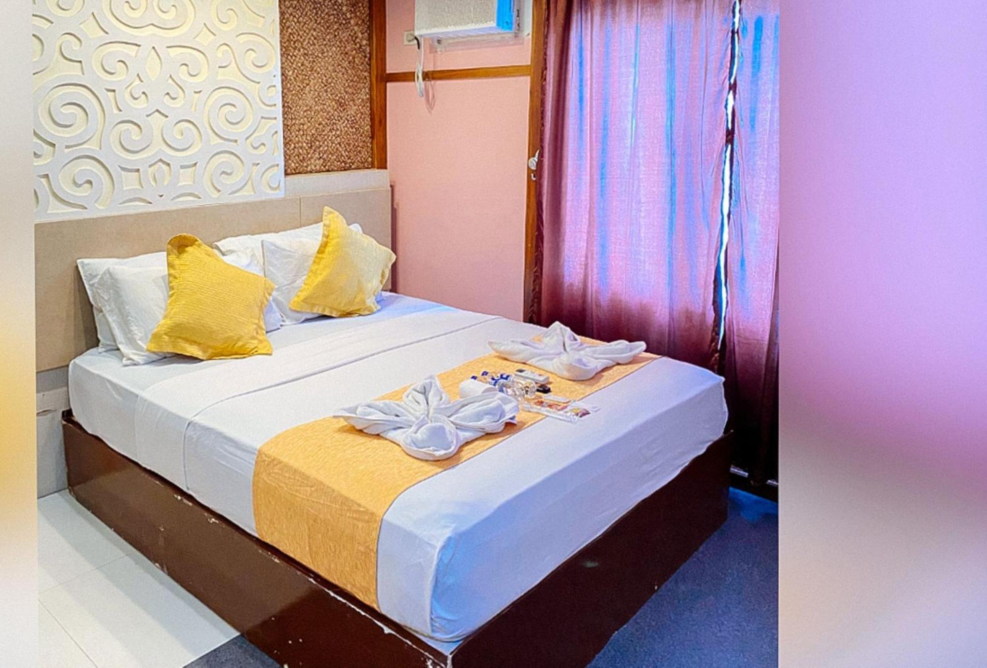 Villa Rosita Hotel Naga  Dış mekan fotoğraf